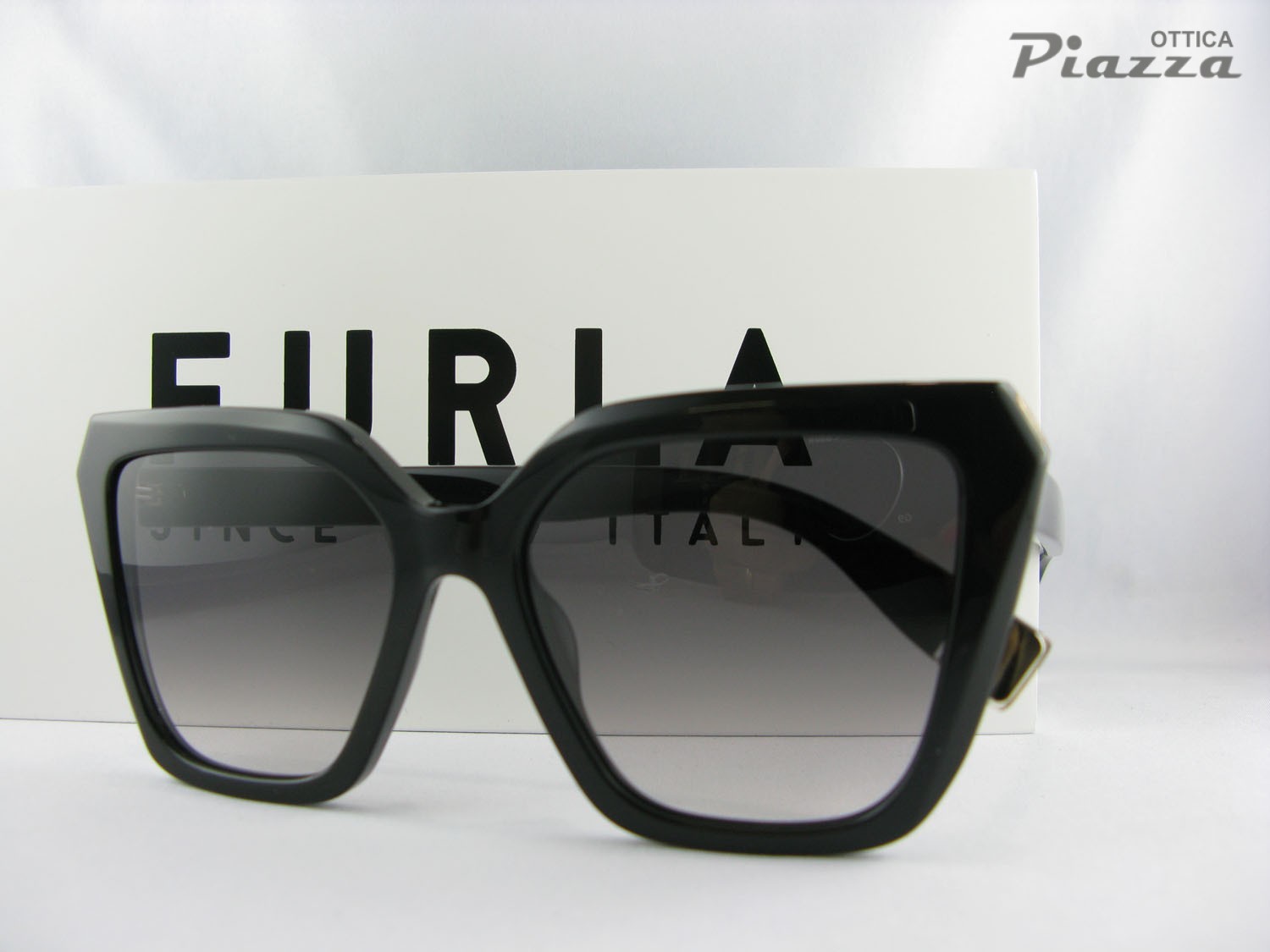 Occhiali da sole Furla SFU978 0700 Ottica Piazza San Marino