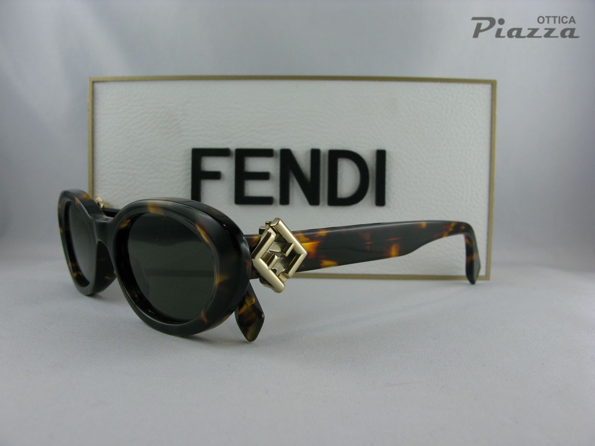 IMG_7957 fe4014ou 5352n ottica piazza rsm