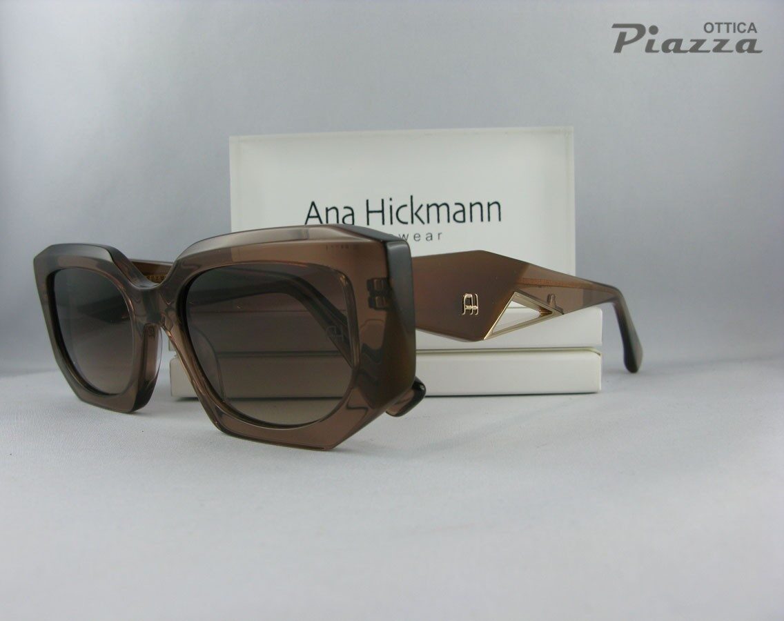 IMG_8777 ah9527 p03 ana hickmann ottica piazza rsm