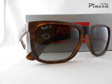 Occhiali da sole Ray Ban 4165 865 T5 polarizzato Justin