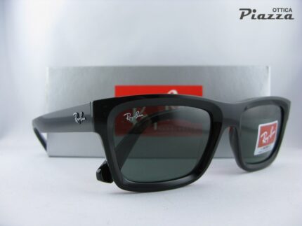Occhiali da sole Ray Ban 4396 667771 Warren